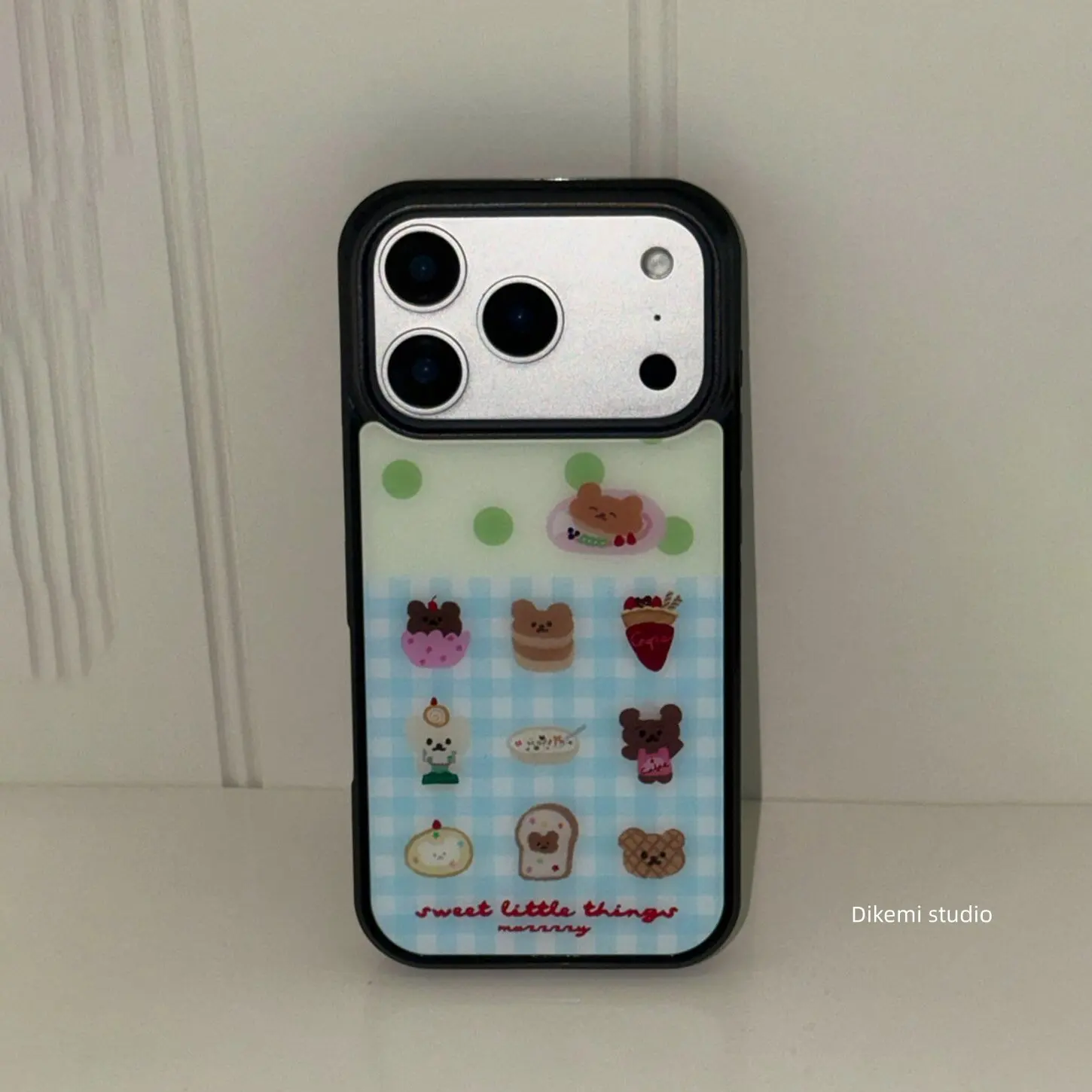 Korean Ins Blue & White Plaid Dessert Phone Case For iPhone 17 Air 16 Pro Max 15 14 Plus 13 12 11 Shockproof Silicone Back Cover
Korean Ins Blue & White Plaid Dessert Phone Case For iPhone 17 Air 16 Pro Max 15 14 Plus 13 12 11 Shockproof Silicone Back Cover