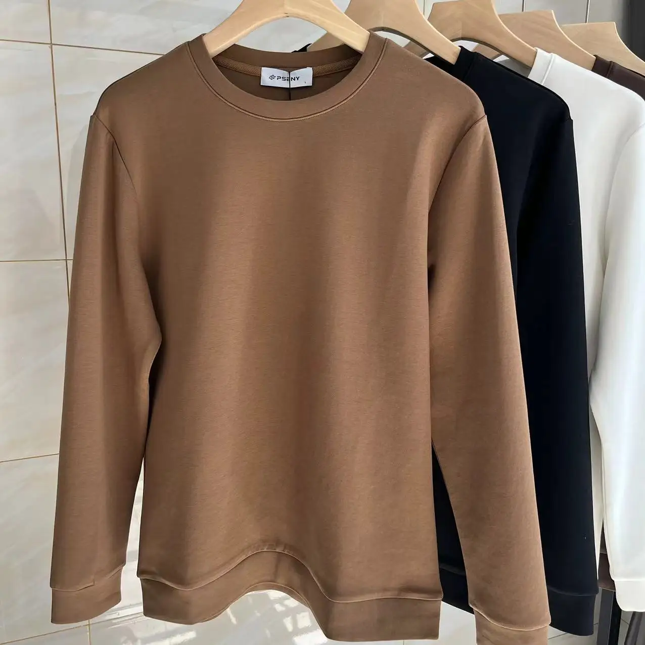 Ele Air Layer Soft Skin-Friendly Spring Couple Sle round Ne Elastic Sweatirt Modern Straight Cut Single Color Design
Ele Air Layer Soft Skin-Friendly Spring Couple Sle round Ne Elastic Sweatirt Modern Straight Cut Single Color Design
