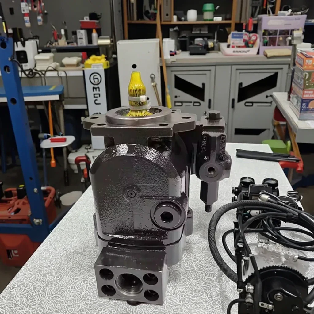 Volv O Loader Hydraulic Piston Pump VOE 11173536 PVG-130CC PVG-100CC 15068638/11708350 03506694-High Quality for Loader Vehicles
Volv O Loader Hydraulic Piston Pump VOE 11173536 PVG-130CC PVG-100CC 15068638/11708350 03506694-High Quality for Loader Vehicles