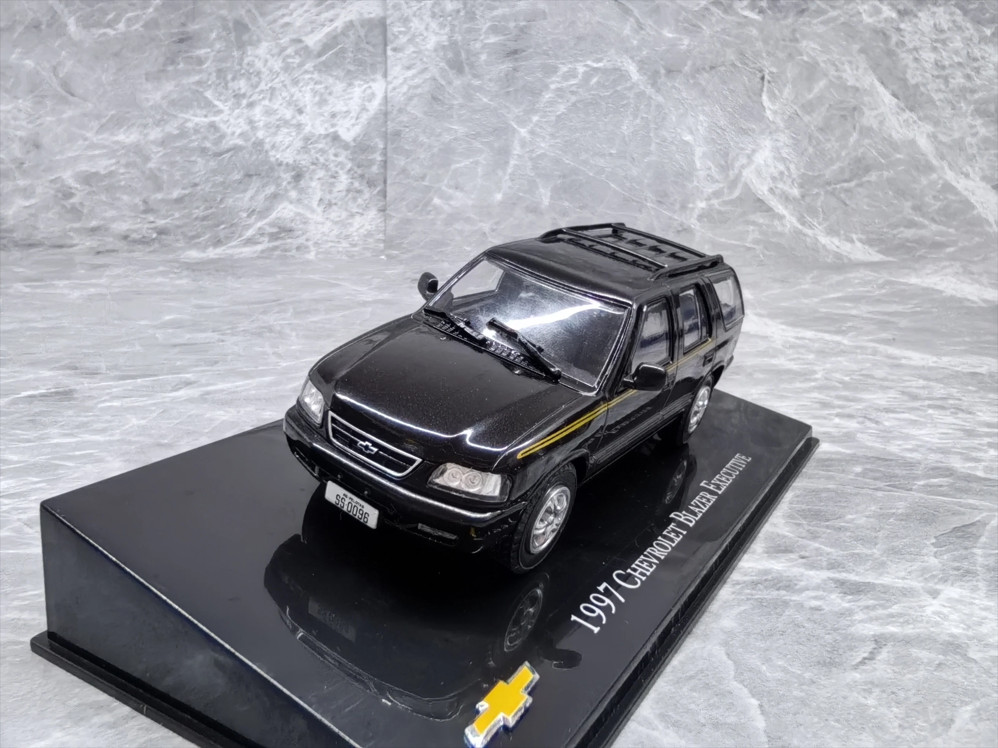 Diecast 1/43 Scale 1997 Chevrolet Blazer Executive Jeep Alloy Car Model Collectible Toy Gift Souvenir Display
Diecast 1/43 Scale 1997 Chevrolet Blazer Executive Jeep Alloy Car Model Collectible Toy Gift Souvenir Display