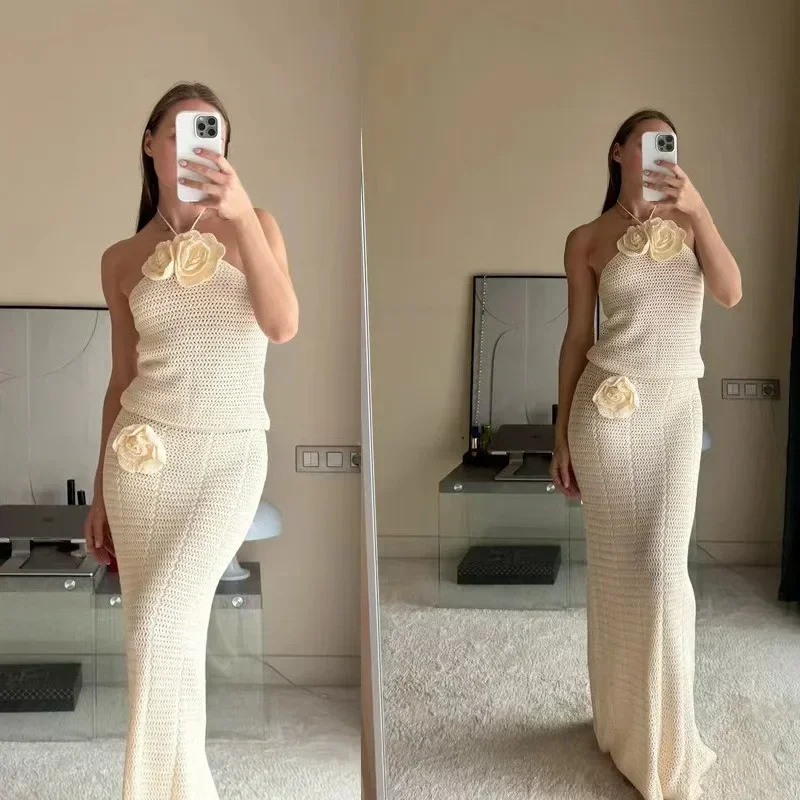 European And American Style Pure Color Knitted Crochet Beach Bikini Sunscreen Suit Sunscreen Dress Set
European And American Style Pure Color Knitted Crochet Beach Bikini Sunscreen Suit Sunscreen Dress Set