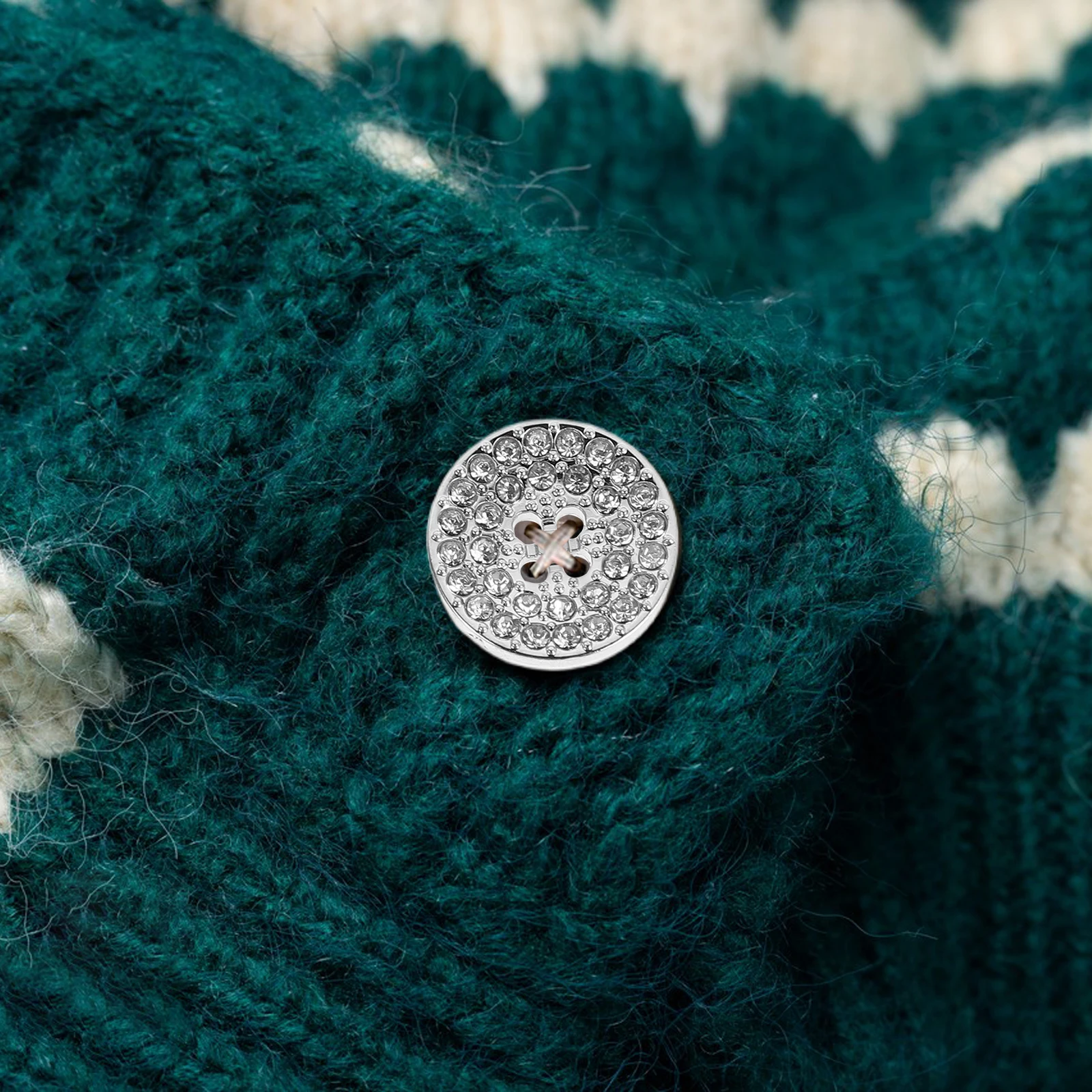 10pcs Rhinestone Buttons Shiny Decorative Embellishment for Sewing Crafting Coat Jeans Women Suit Clothes Replacement
10pcs Rhinestone Buttons Shiny Decorative Embellishment for Sewing Crafting Coat Jeans Women Suit Clothes Replacement