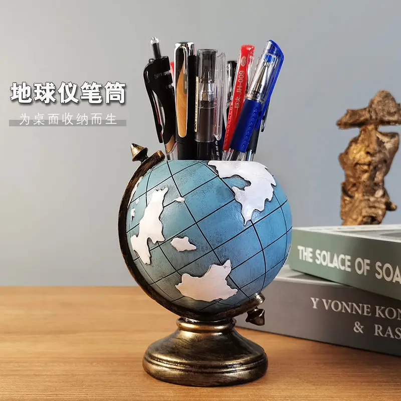 Pen holder literary retro desktop living room multifunctional pen holder student gift decoration European pen holder ornaments
Pen holder literary retro desktop living room multifunctional pen holder student gift decoration European pen holder ornaments