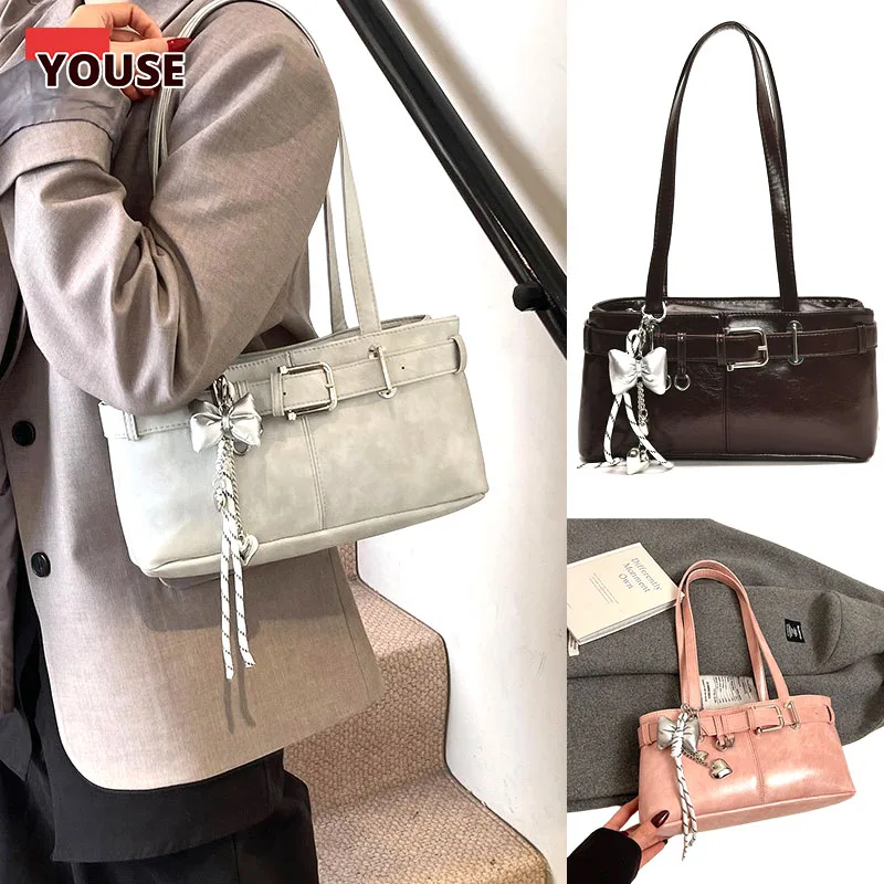 Women's Light Gray Textured Faux Leather Shoulder Bag - Structured Silhouette with Braided Chain Accent & Metallic Buckle Bow
Women's Light Gray Textured Faux Leather Shoulder Bag - Structured Silhouette with Braided Chain Accent & Metallic Buckle Bow