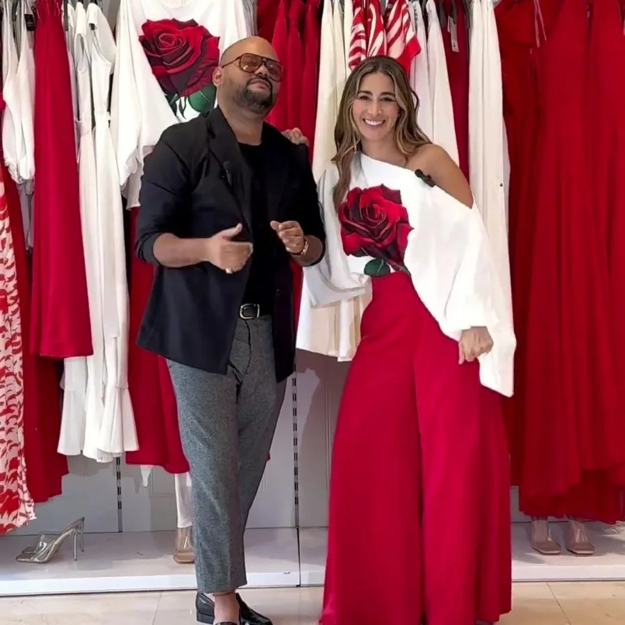 Весна 2024, женские свободные брюки с высокой талией и широкими штанинами, повседневная зимняя коллекция, модный ансамбль
Весна 2024, женские свободные брюки с высокой талией и широкими штанинами, повседневная зимняя коллекция, модный ансамбль