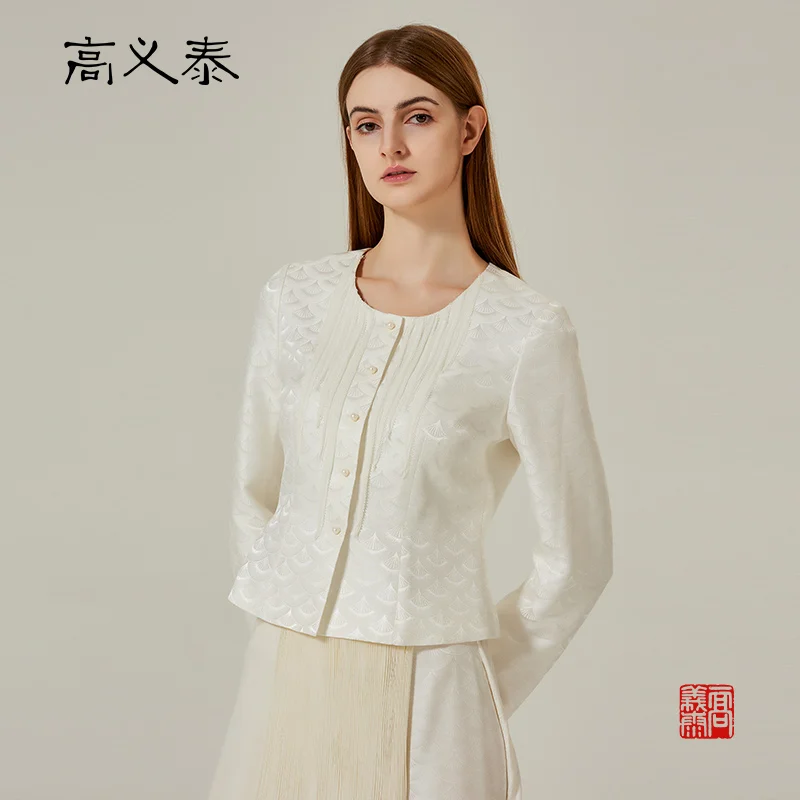 Gaoyitai 36 momme silk jacquard floral gauze round-neck single-row pearl-button slimming short coatWY156
Gaoyitai 36 momme silk jacquard floral gauze round-neck single-row pearl-button slimming short coatWY156