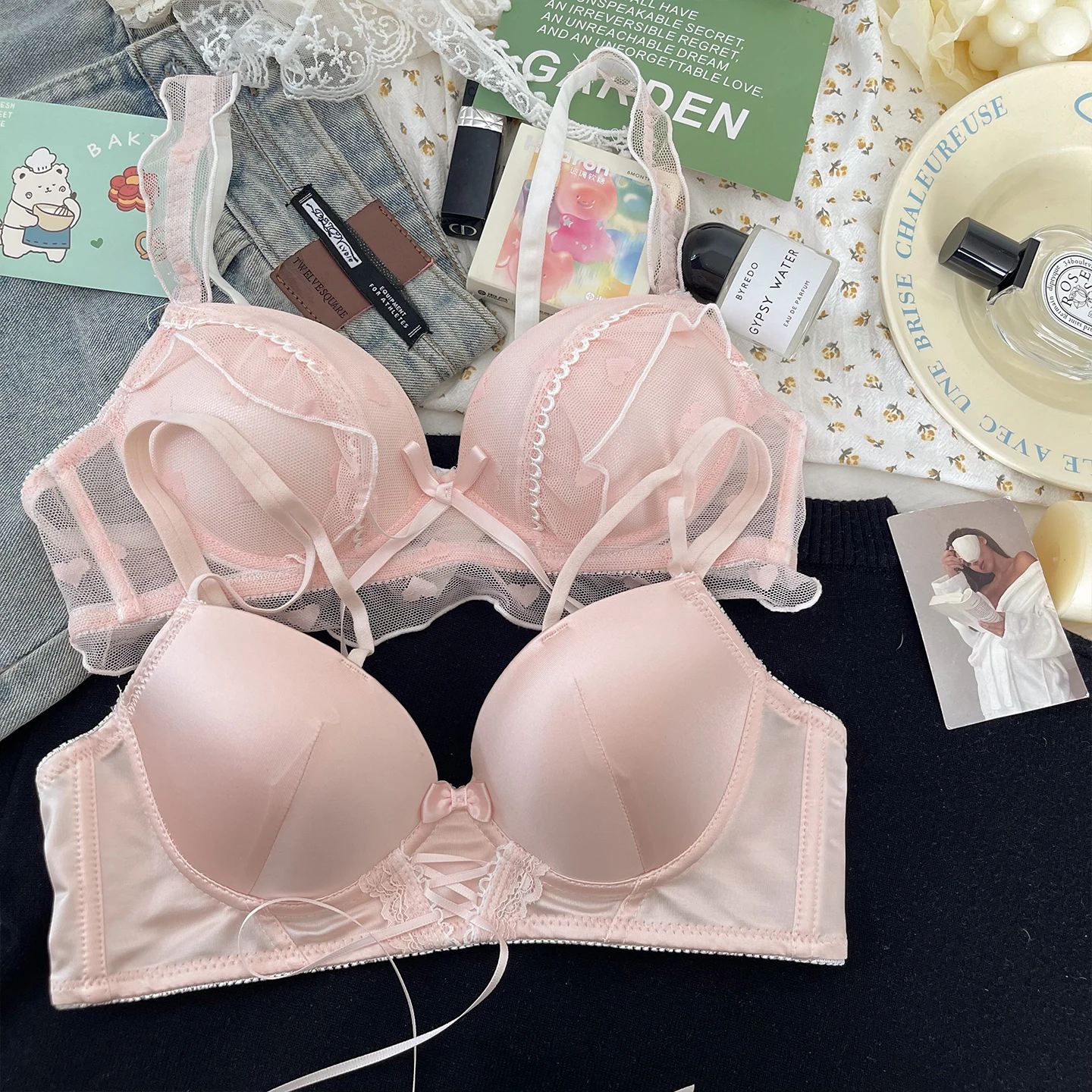 Милое нижнее белье в стиле Лолиты, женское нижнее белье с маленькой грудью, без стальных кругов, коллекция аксессуаров, бюстгальтер против провисания груди
Милое нижнее белье в стиле Лолиты, женское нижнее белье с маленькой грудью, без стальных кругов, коллекция аксессуаров, бюстгальтер против провисания груди