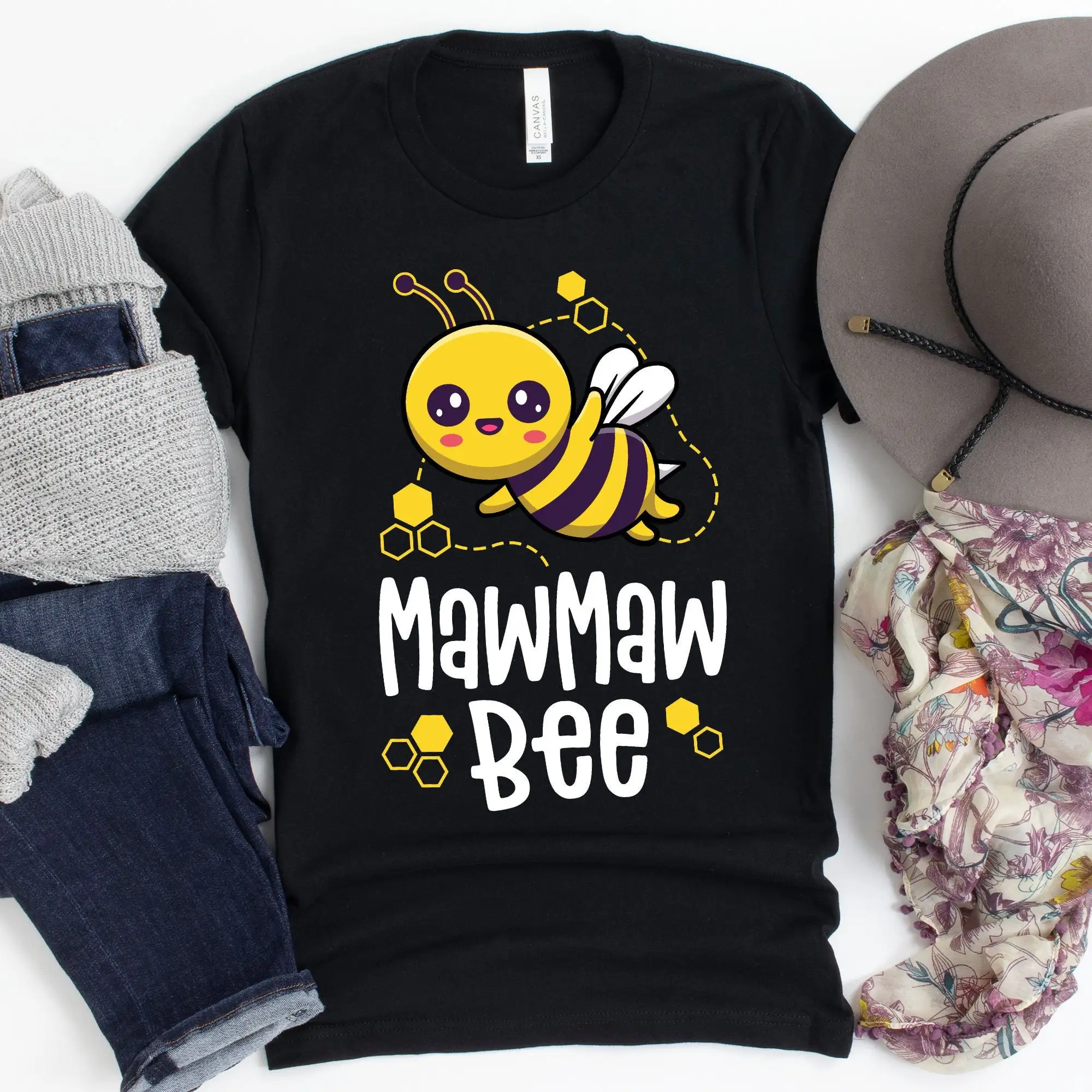 Одинаковая семейная футболка Mawmaw Bee с бабушкой и медом, тематическая вечеринка на день рождения
Одинаковая семейная футболка Mawmaw Bee с бабушкой и медом, тематическая вечеринка на день рождения