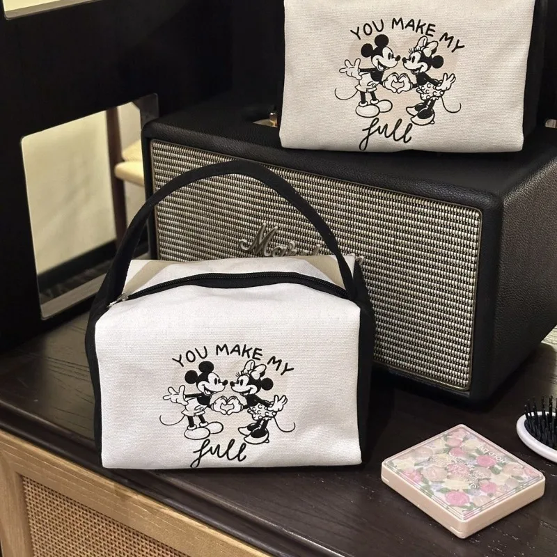 Disney Mickey Mouse Makeup Bag for Women Girl Canvas Portable Lightweight Handbag with Zipper Kawaii
Disney Mickey Mouse Makeup Bag for Women Girl Canvas Portable Lightweight Handbag with Zipper Kawaii