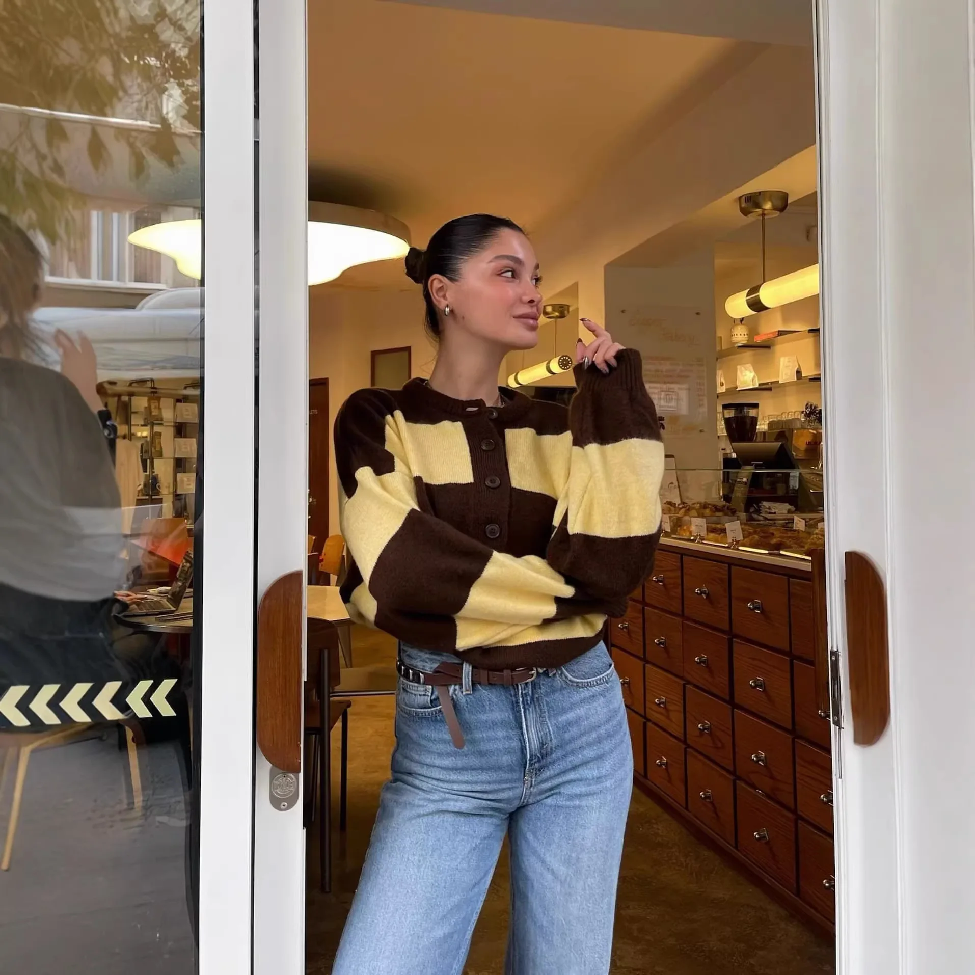 Women's Round Neck Striped Versatile Knit Sweater Brown Yellow Striped Neck Sweater Women Long Sleeve Casual Knit Pullover 3VSL
Women's Round Neck Striped Versatile Knit Sweater Brown Yellow Striped Neck Sweater Women Long Sleeve Casual Knit Pullover 3VSL