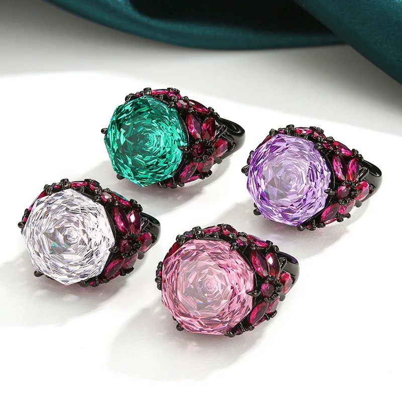 New autumn and winter jewelry: gold-plated copper base, rose cut colored gemstone, black gold personalized ring with a 16mm main
New autumn and winter jewelry: gold-plated copper base, rose cut colored gemstone, black gold personalized ring with a 16mm main