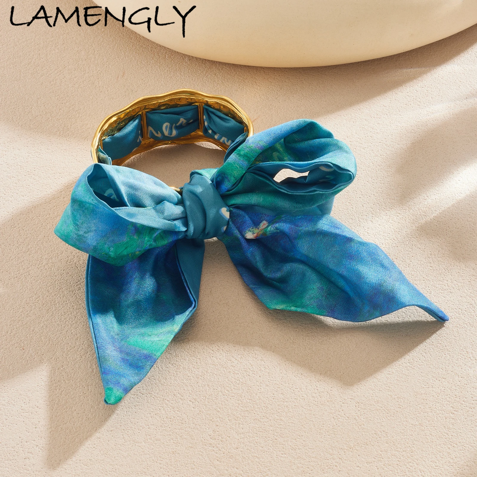LAMENGLY Golden Hollow Geometry Gradient Blue Ribbon Big Bowknot Bracelet Lady 316L Stainless Steel Daily Wear Bangle Jewelry
LAMENGLY Golden Hollow Geometry Gradient Blue Ribbon Big Bowknot Bracelet Lady 316L Stainless Steel Daily Wear Bangle Jewelry