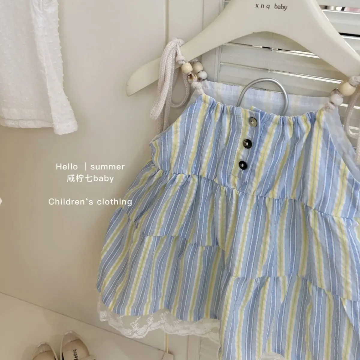 Girls' Dress Summer Sweet Princess Dress 2025 New Blue Vertical Lace Lace Skirt Tank Top Skirt
Girls' Dress Summer Sweet Princess Dress 2025 New Blue Vertical Lace Lace Skirt Tank Top Skirt