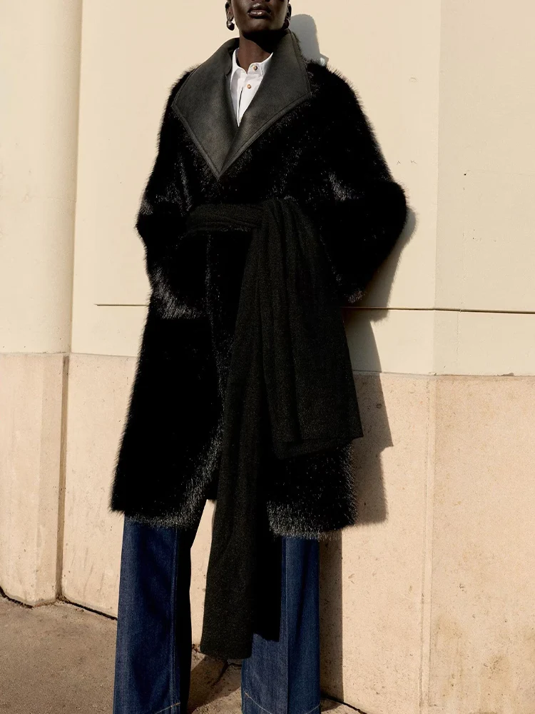 European and American style 2025 autumn and winter new women's clothing design double-sided two-wear faux fur coat
European and American style 2025 autumn and winter new women's clothing design double-sided two-wear faux fur coat