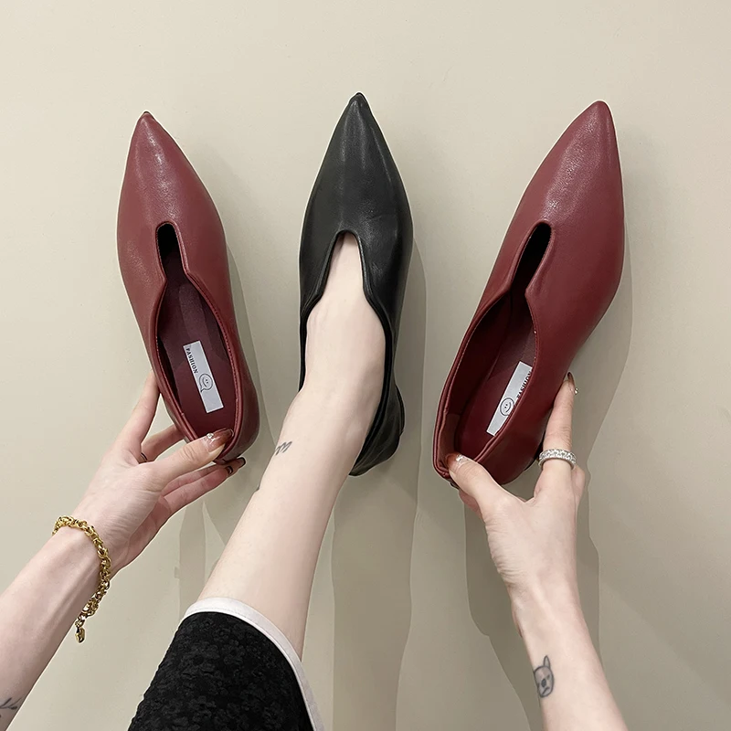 New Fashion Flats Shoes Women's Shoes Non-slip Flats Casual Pointed Toe Slip on Flat Heel Loafers Size 35-39 Zapatos Mujer
New Fashion Flats Shoes Women's Shoes Non-slip Flats Casual Pointed Toe Slip on Flat Heel Loafers Size 35-39 Zapatos Mujer