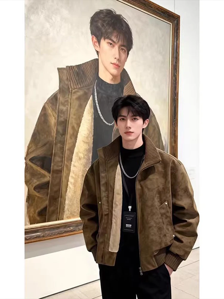 Мужское зимнее пальто Thiened Fce на подкладке, повседневное хлопковое пальто с воротником-стойкой, теплая верхняя одежда в стиле ретро в американском стиле
Мужское зимнее пальто Thiened Fce на подкладке, повседневное хлопковое пальто с воротником-стойкой, теплая верхняя одежда в стиле ретро в американском стиле