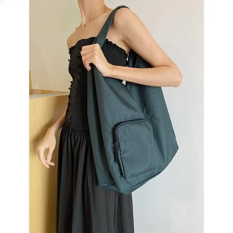 Japanese Sle Canvas e Bag Large Capaci Commuter Tote Women's Bag Indigo Blue Casual Soft oulder Bag for Women
Japanese Sle Canvas e Bag Large Capaci Commuter Tote Women's Bag Indigo Blue Casual Soft oulder Bag for Women