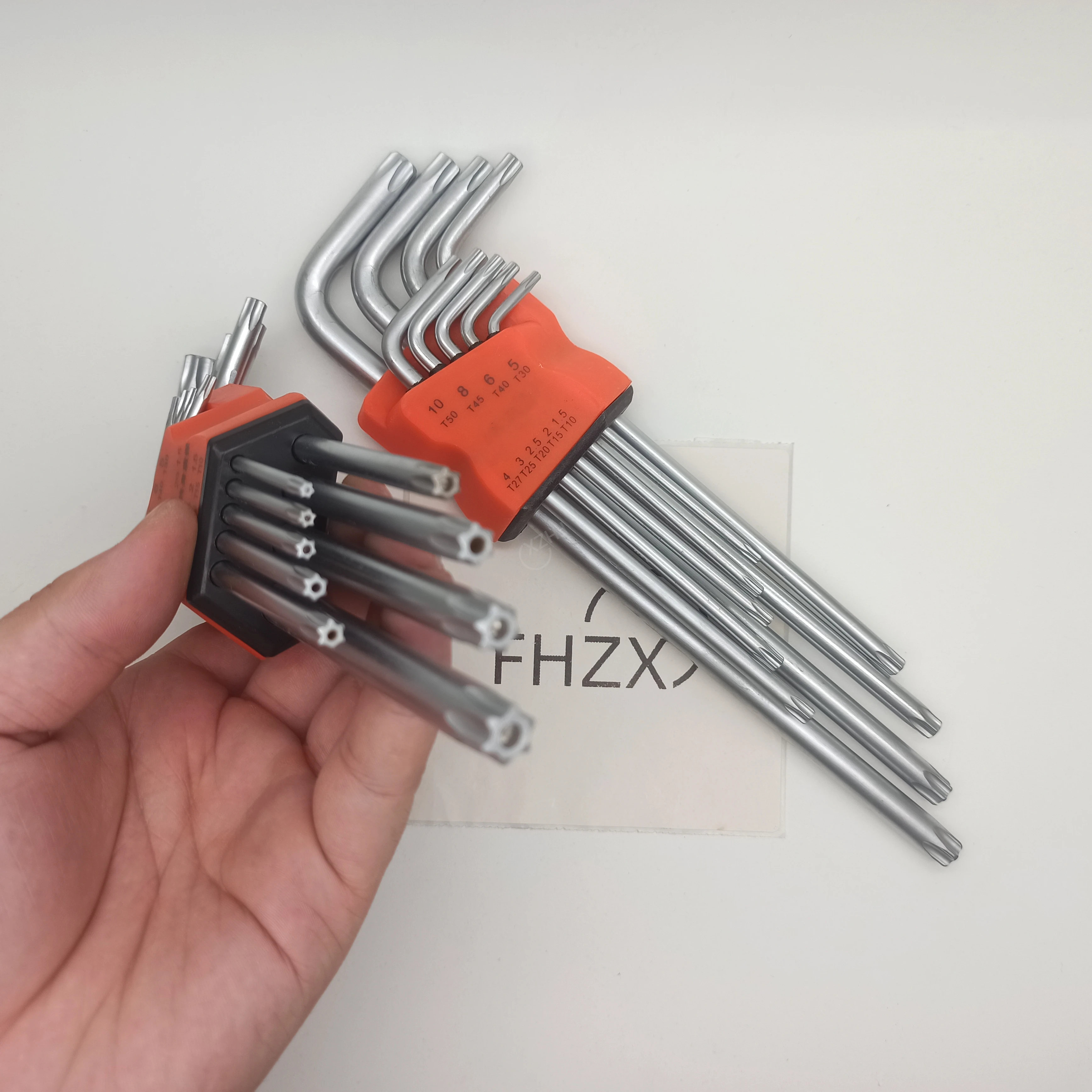 Набор отверток из 9 предметов. Модель TORX. Набор отверток с центральным отверстием специальной формы. Шестигранный ключ. Инструмент для прецизионной техники.
Набор отверток из 9 предметов. Модель TORX. Набор отверток с центральным отверстием специальной формы. Шестигранный ключ. Инструмент для прецизионной техники.