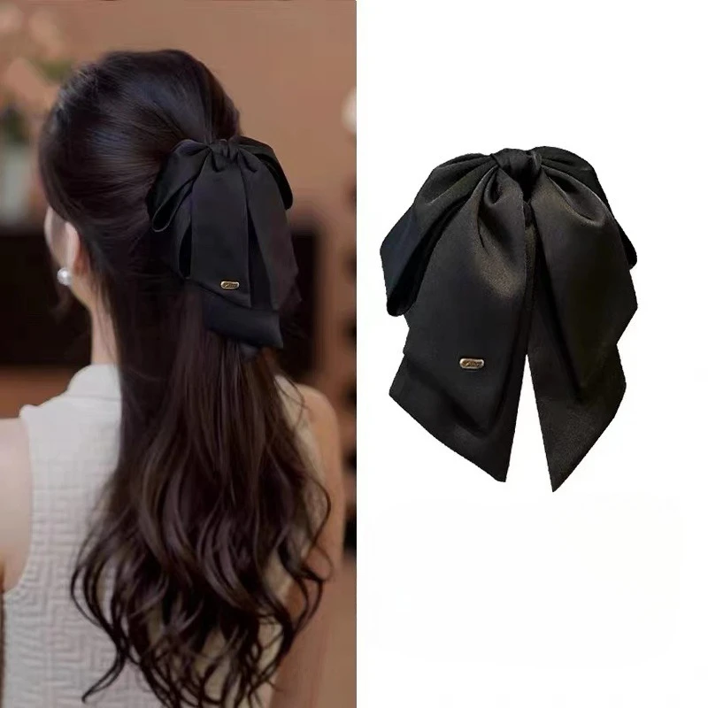 Simple satin bow hairpin, light luxury gold standard high-end exquisite commuter hairpin
Simple satin bow hairpin, light luxury gold standard high-end exquisite commuter hairpin