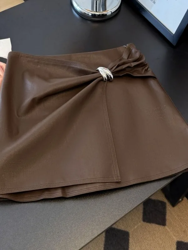 Юбка-трапеция из искусственной кожи карамельного цвета со складками на талии, юбка-трапеция для женщин, милая осень-зима
Юбка-трапеция из искусственной кожи карамельного цвета со складками на талии, юбка-трапеция для женщин, милая осень-зима