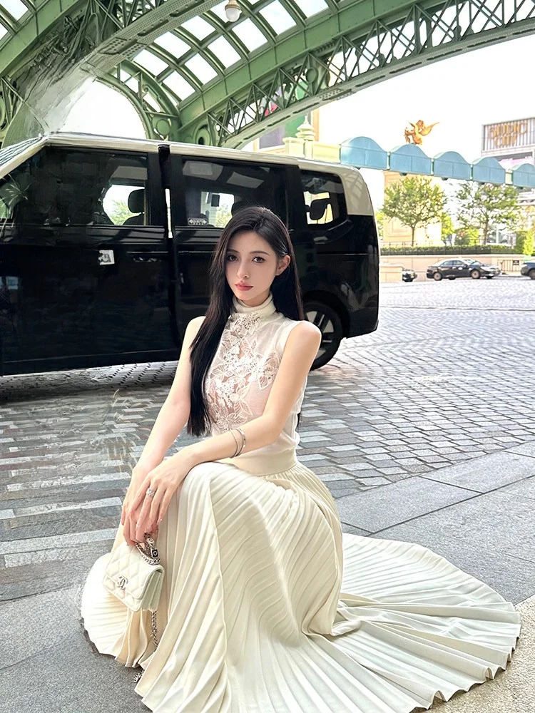 Женская юбка-миди А-силуэта Ele: струящаяся, плиссированная, изысканная, универсальная, премиум-класса, для осени и зимы
Женская юбка-миди А-силуэта Ele: струящаяся, плиссированная, изысканная, универсальная, премиум-класса, для осени и зимы