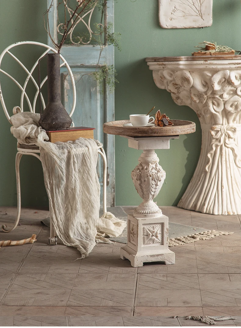 European small table coffee table living room sofa side retro solid wood round Roman column decoration shop corner
European small table coffee table living room sofa side retro solid wood round Roman column decoration shop corner