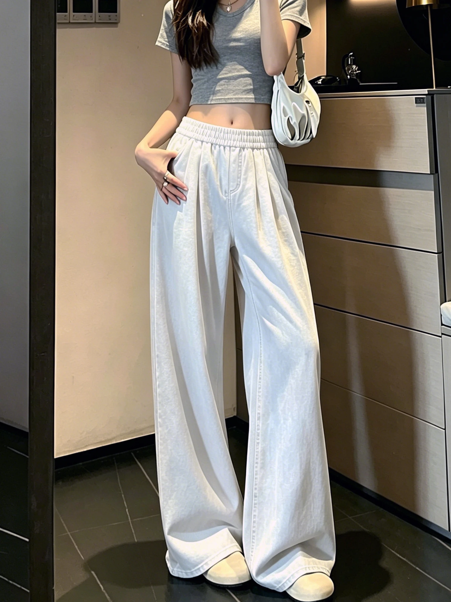 Washed Silk Denim Jeans Women Summer New Small Size Loose Slim Straight Thin Draping Floor-Length Pants Commute Style High Waist
Washed Silk Denim Jeans Women Summer New Small Size Loose Slim Straight Thin Draping Floor-Length Pants Commute Style High Waist