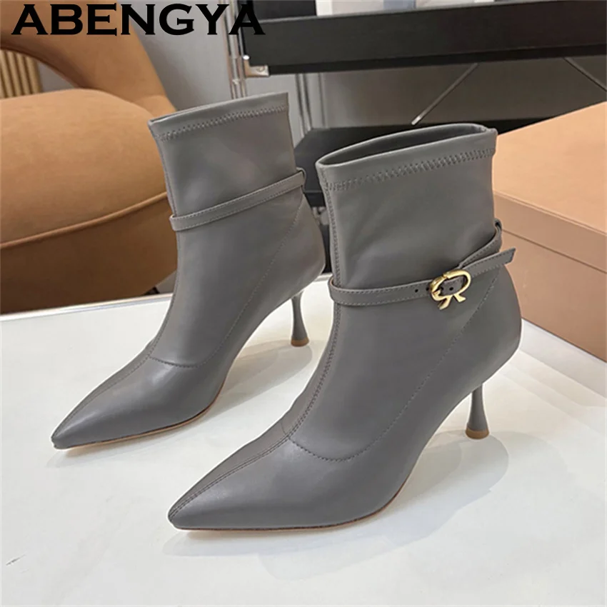 Ботильоны из натуральной кожи на высоком каблуке, женские короткие ботинки «Челси» с острым носком, зимние удобные модные сексуальные ботинки Mujer
Ботильоны из натуральной кожи на высоком каблуке, женские короткие ботинки «Челси» с острым носком, зимние удобные модные сексуальные ботинки Mujer