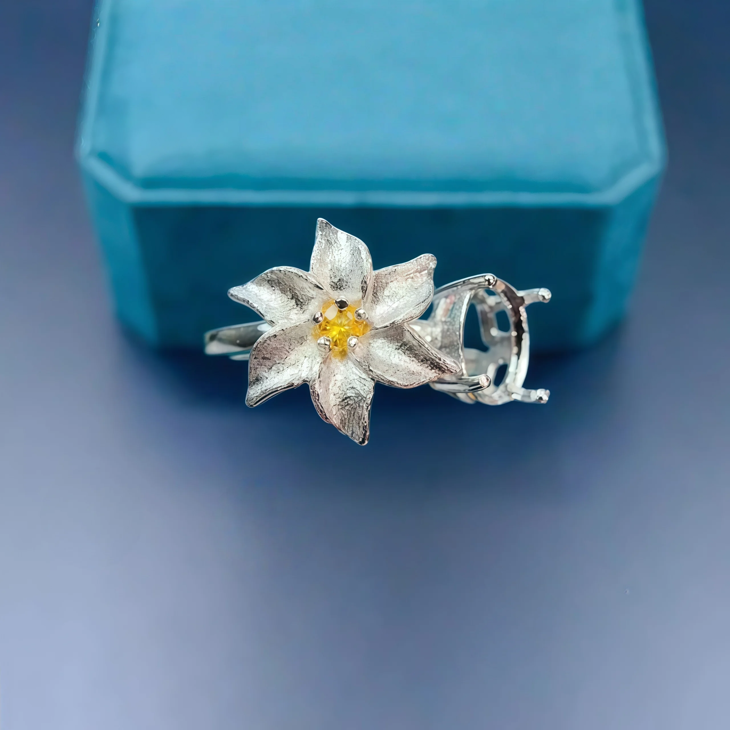 Inlay 6*8mm Oval Stone S925 Sterling Silver Fashion DIY Ring Empty Holder Fine Flower Charms Weddings Jewelry for Woman
Inlay 6*8mm Oval Stone S925 Sterling Silver Fashion DIY Ring Empty Holder Fine Flower Charms Weddings Jewelry for Woman