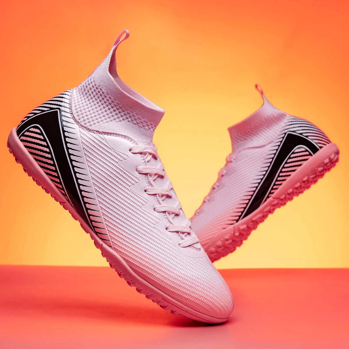 Football shoes competition shoes for men and women, universal grass outdoor shock-absorbing anti-skid disc, high-top adult short
Football shoes competition shoes for men and women, universal grass outdoor shock-absorbing anti-skid disc, high-top adult short