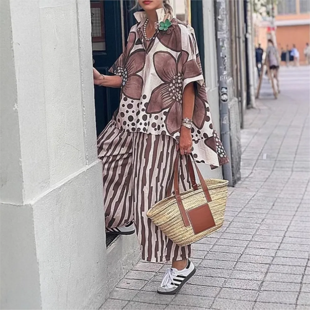 Casual New Printing Two-piece Sets 2025 Spring Summer Lapel Short Sleeves Top Loose Pants Set Woman Fashion 2 Piece Set Vacation
Casual New Printing Two-piece Sets 2025 Spring Summer Lapel Short Sleeves Top Loose Pants Set Woman Fashion 2 Piece Set Vacation