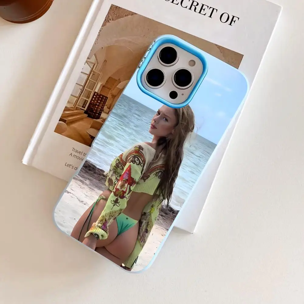 Ester Exposito Jelly Double layer Light Blue Mobile Phone Case for iPhone 17 16 15 14 13 12 11 Air Pro Max Plus Protective
Ester Exposito Jelly Double layer Light Blue Mobile Phone Case for iPhone 17 16 15 14 13 12 11 Air Pro Max Plus Protective