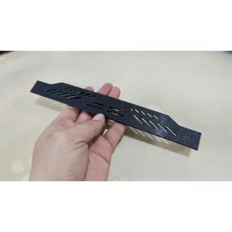 For CK5811 1/7 Scale Wrangler RC Rock Crawler TPU Material Roof Top Light Bar Guard Mood Upgrade Part with No-Drill Installation
For CK5811 1/7 Scale Wrangler RC Rock Crawler TPU Material Roof Top Light Bar Guard Mood Upgrade Part with No-Drill Installation