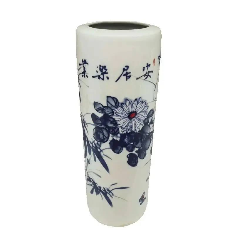 Chinese Old Porcelain Vase Blue White Glaze Red Chrysanthemum Bird Patterns Collectible Antique Asian Decorative Ornament
Chinese Old Porcelain Vase Blue White Glaze Red Chrysanthemum Bird Patterns Collectible Antique Asian Decorative Ornament