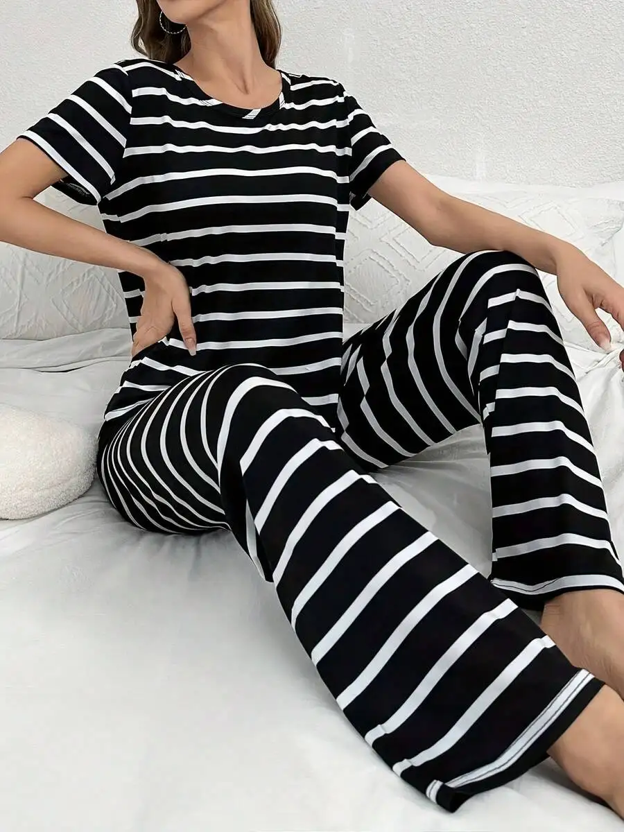 Womens Striped 2 Piece Pajama Set Short Sleeve Top And Lounge Pants With Elastic Waist
Womens Striped 2 Piece Pajama Set Short Sleeve Top And Lounge Pants With Elastic Waist