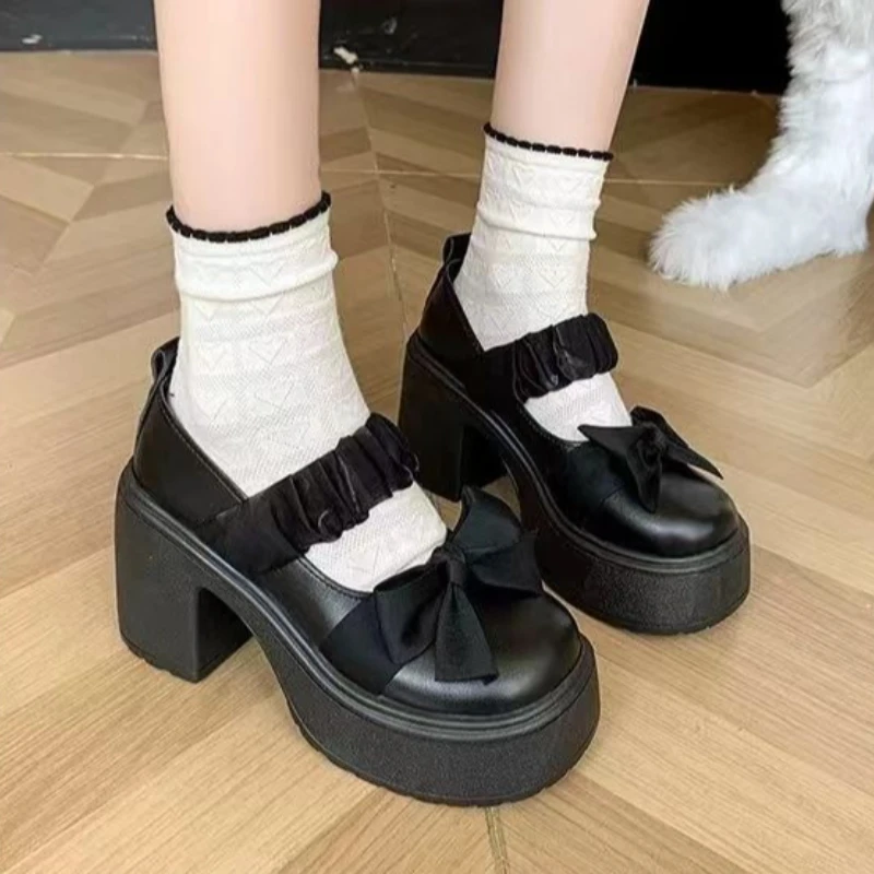 Sweet Bow Design Womens Mary Jane Platform Shoes 2026 New Japanese Style Waterproof Thick Sole Fashion Casual Shoes for Everyday
Sweet Bow Design Womens Mary Jane Platform Shoes 2026 New Japanese Style Waterproof Thick Sole Fashion Casual Shoes for Everyday