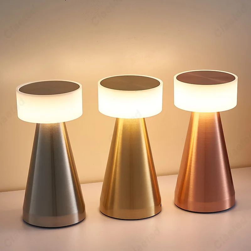 Retro Bar Table Lamp LED Desktop Night Light USB Rechargeable Touch Sensor Wireless Bedside Lamp for Restaurant Coffee Decor
Retro Bar Table Lamp LED Desktop Night Light USB Rechargeable Touch Sensor Wireless Bedside Lamp for Restaurant Coffee Decor
