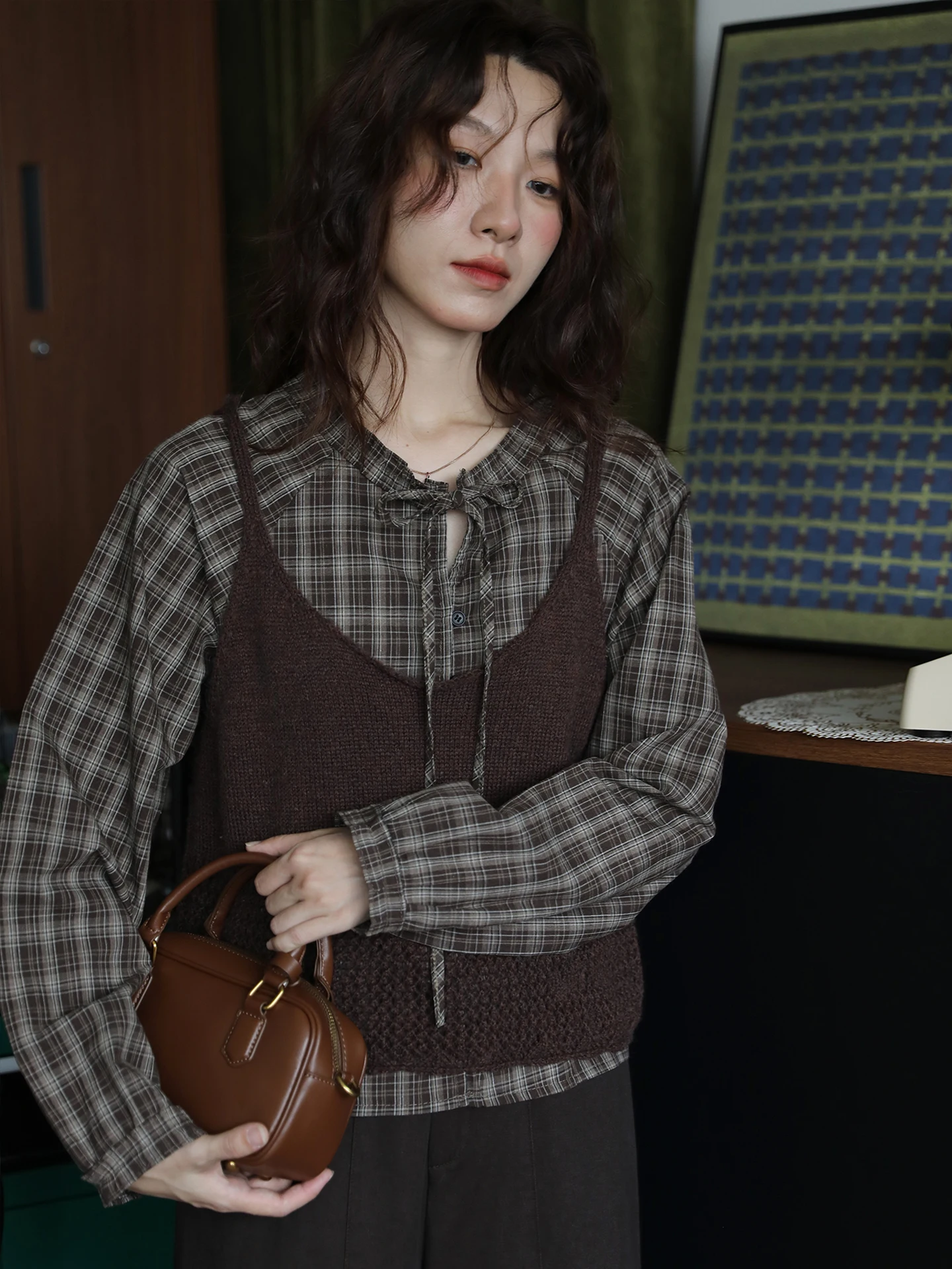 Coffe Brown Plaid irt And Knitted Vest Loose Casual Long Sve Faionable Set for Young Women Breathable Cotton Polyester...
Coffe Brown Plaid irt And Knitted Vest Loose Casual Long Sve Faionable Set for Young Women Breathable Cotton Polyester...