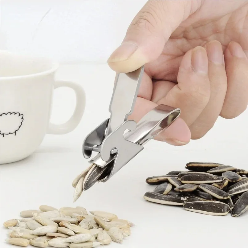 Stainless Steel Melon Seeds Sheller Nuts Opener Plier Clamp Pistachio Walnut Pine Opener Sunflower Seeds Peeler Kitchen Tools
Stainless Steel Melon Seeds Sheller Nuts Opener Plier Clamp Pistachio Walnut Pine Opener Sunflower Seeds Peeler Kitchen Tools