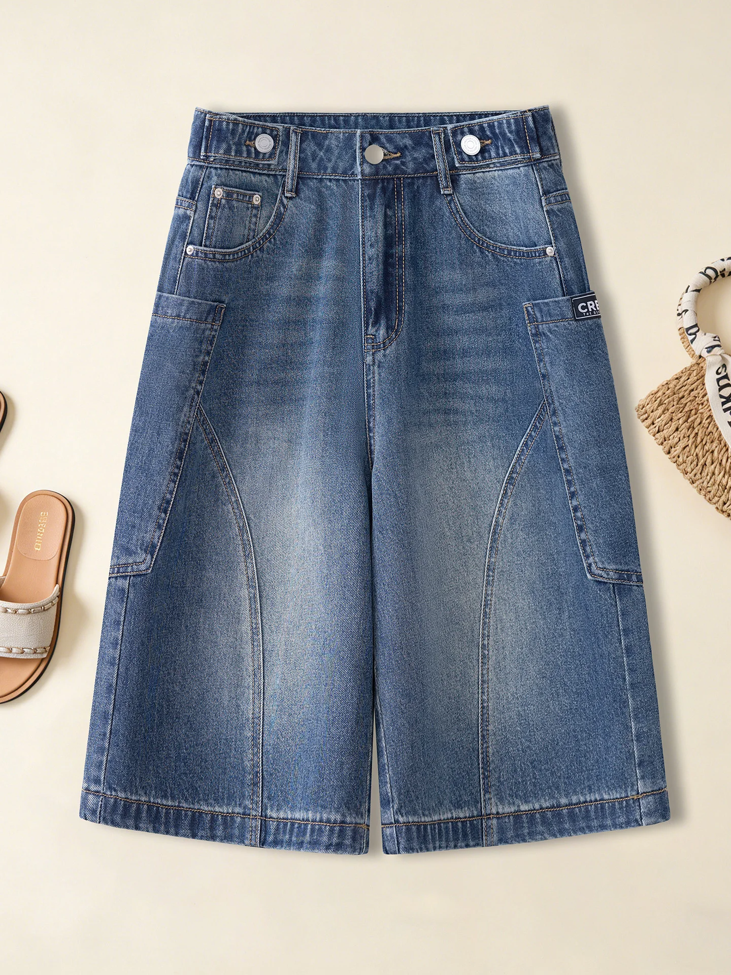 High Waist Slimming Straight Leg Jeans Shorts Women's Summer Thin New Style Five Parts Wide Leg Six Parts Pants Casual Cotton...
High Waist Slimming Straight Leg Jeans Shorts Women's Summer Thin New Style Five Parts Wide Leg Six Parts Pants Casual Cotton...