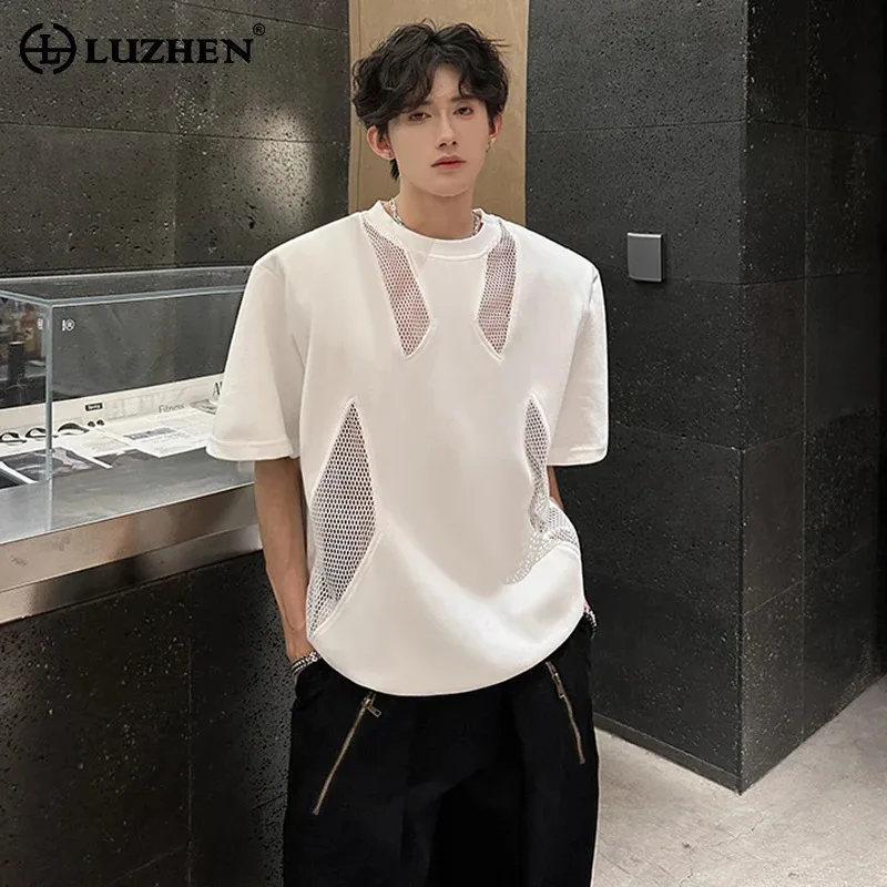 LUZHEN Trendy Personalized Mesh Hollow Splicing Design Short Sleeve T-shirts Men's 2025 Summer Shoulder Pad Casual Tops JY2260
LUZHEN Trendy Personalized Mesh Hollow Splicing Design Short Sleeve T-shirts Men's 2025 Summer Shoulder Pad Casual Tops JY2260