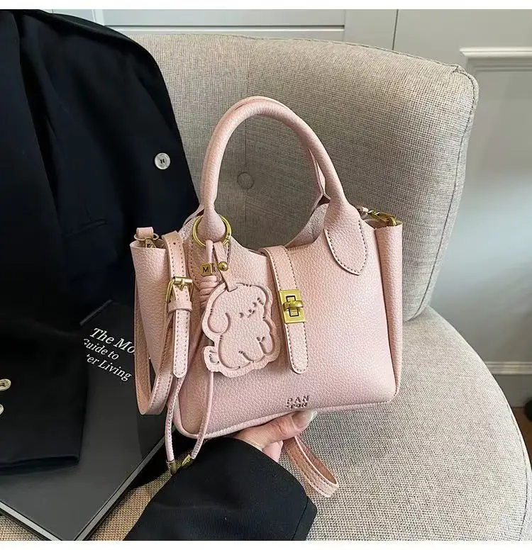 Fashion Korean Bags For Women Girls Handbags Crossbody Square Bag Cute Hand Purses Ladies Leather Side Office Bag Free Shipping
Fashion Korean Bags For Women Girls Handbags Crossbody Square Bag Cute Hand Purses Ladies Leather Side Office Bag Free Shipping