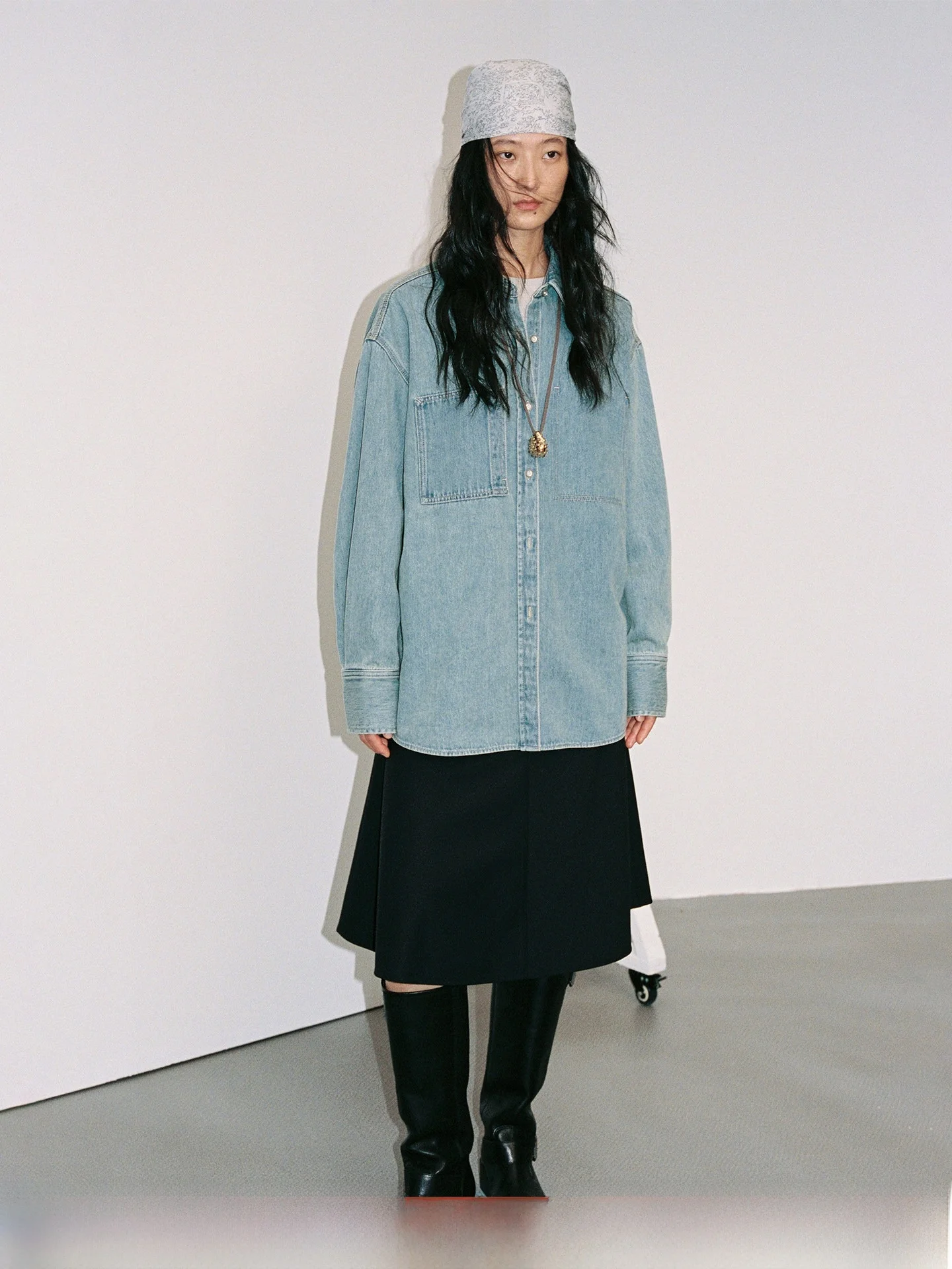 Classic Loose Long Sleeve Shirt Vintage Washed Cotton Blend Women's Casual Style Comfortable Breathable Color Button up
Classic Loose Long Sleeve Shirt Vintage Washed Cotton Blend Women's Casual Style Comfortable Breathable Color Button up