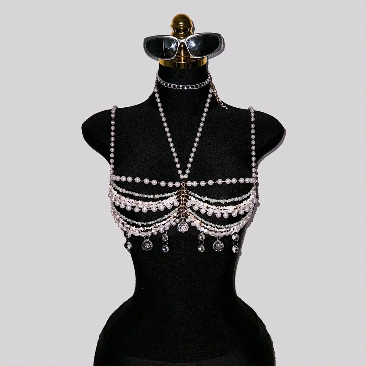 Sparkle Pearl Beaded Bralette Top For Women Sexy White Satin Crop Top With Tassels Y2K Aesthetic Party Club Rave Outfit Festival
Sparkle Pearl Beaded Bralette Top For Women Sexy White Satin Crop Top With Tassels Y2K Aesthetic Party Club Rave Outfit Festival