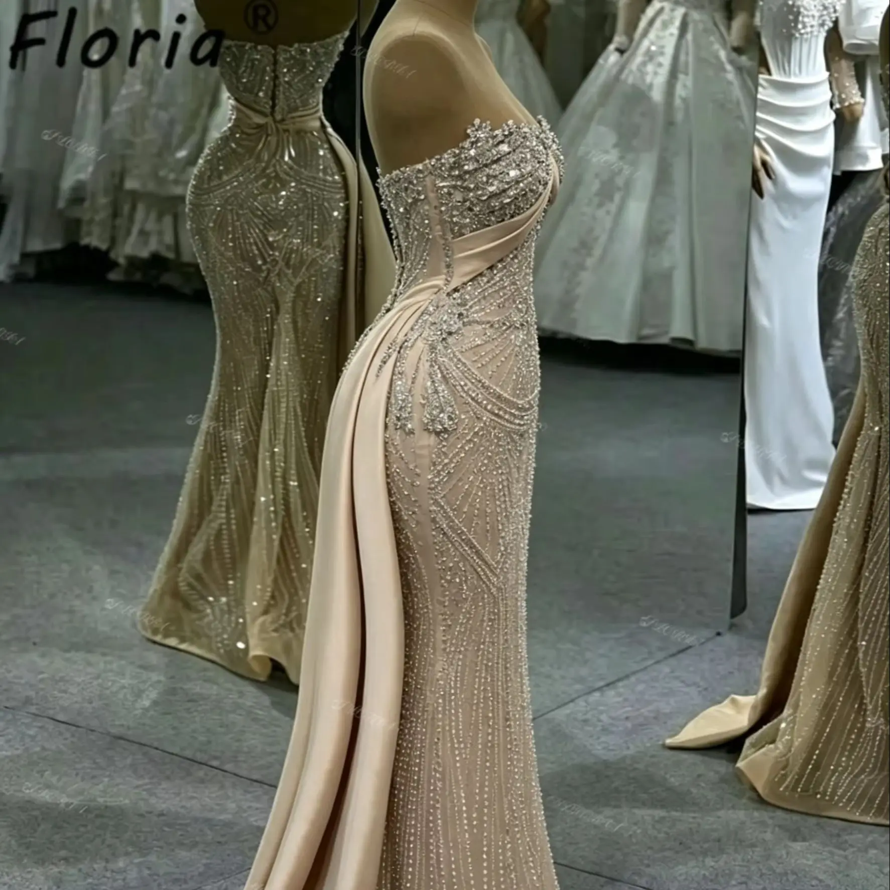 Floria Elegant Nude Mermaid Evening Party Dress Silver Beaded Crystal Woman Formal Event Dresses Prom Vestidos Gala Customized
Floria Elegant Nude Mermaid Evening Party Dress Silver Beaded Crystal Woman Formal Event Dresses Prom Vestidos Gala Customized