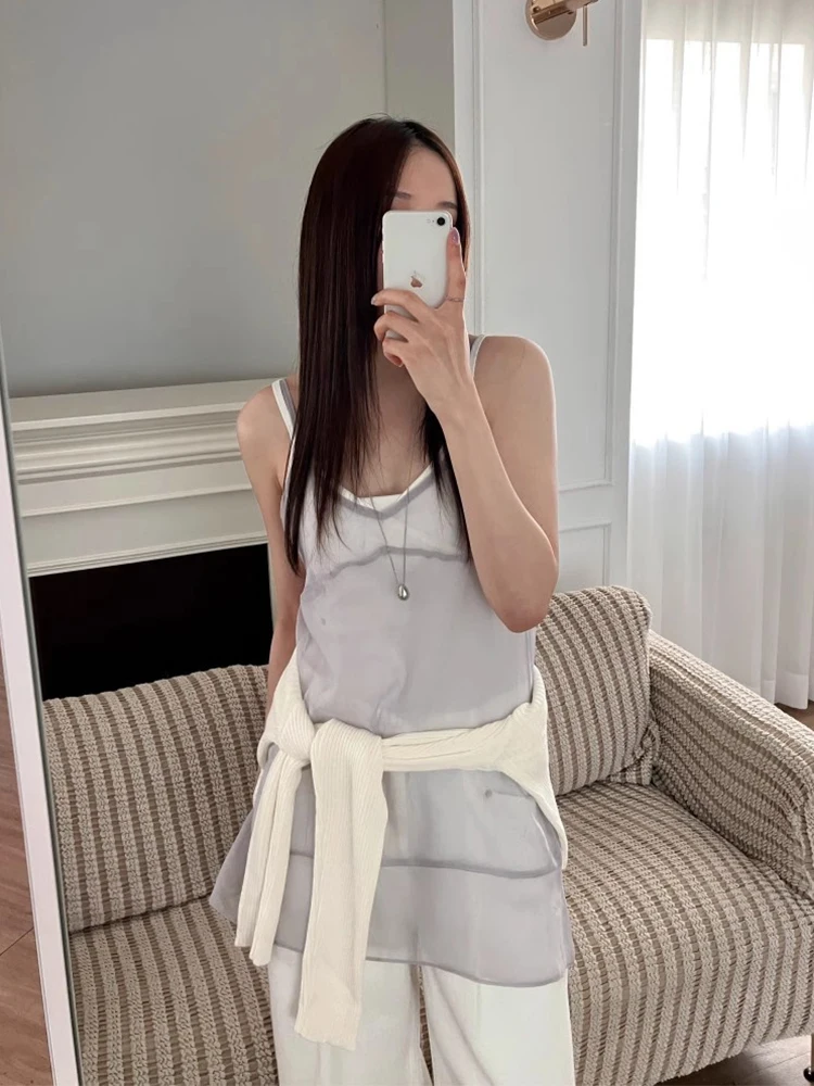 Liliang Women's Summer New Vintage Pure Color Me Tank Top Lace Overlay Vest Individuali Faionable Casual Loose Fit 
Liliang Women's Summer New Vintage Pure Color Me Tank Top Lace Overlay Vest Individuali Faionable Casual Loose Fit