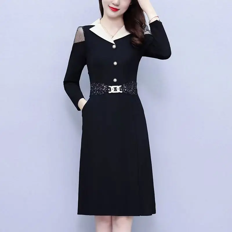 Spring Autumn New Fashion Midi Dress Women Tailored Collar Button Lace Patchwork Dresses Elegant Slim Pockets Chic Vestidos
Spring Autumn New Fashion Midi Dress Women Tailored Collar Button Lace Patchwork Dresses Elegant Slim Pockets Chic Vestidos