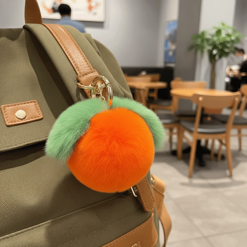 Fruit Theme Soft Fur Furry Keychain Pink Peach Fluffy Plush Peach Keychain Cute Design Kawaii Style Keyring Bag Accessory
Fruit Theme Soft Fur Furry Keychain Pink Peach Fluffy Plush Peach Keychain Cute Design Kawaii Style Keyring Bag Accessory