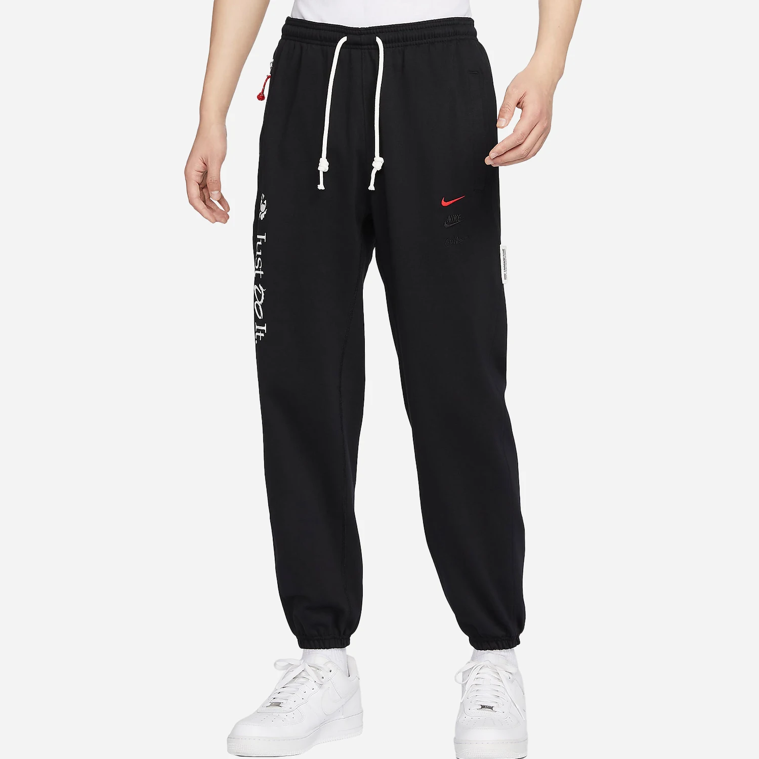 Официальные мужские баскетбольные флисовые брюки Nike Year of the Dragon Dri-FIT FZ6381-010
Официальные мужские баскетбольные флисовые брюки Nike Year of the Dragon Dri-FIT FZ6381-010