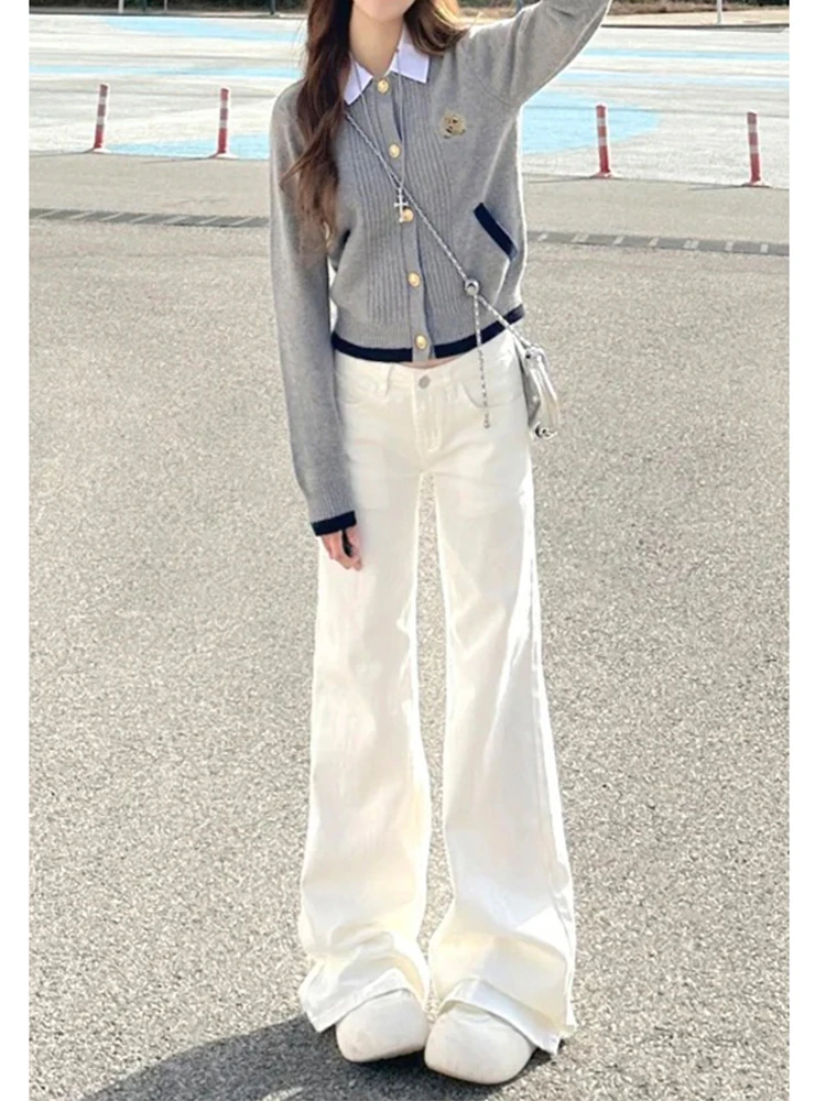 Джинсы женские с высокой талией, свободного кроя, расклешенные, весенние, новые, эластичные, повседневные, длинные, из смесового хлопка, деним, микро-клеш
Джинсы женские с высокой талией, свободного кроя, расклешенные, весенние, новые, эластичные, повседневные, длинные, из смесового хлопка, деним, микро-клеш